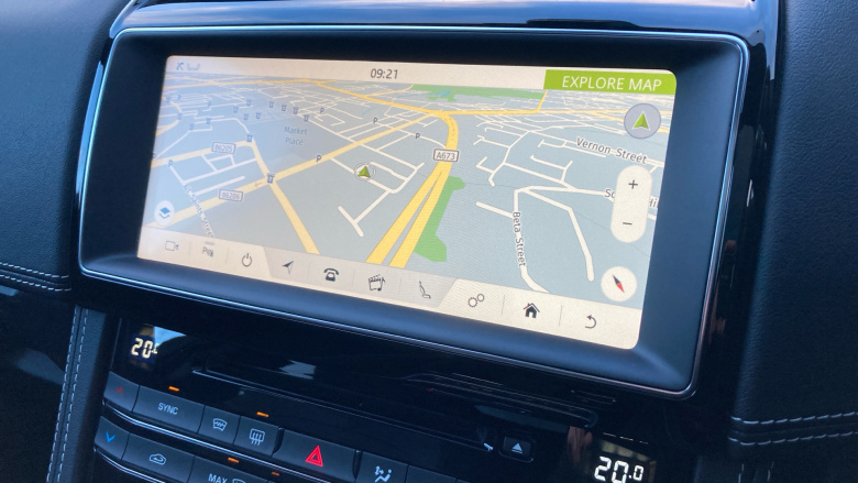 Jaguar F-Pace 2.0d [180] Chequered Flag 5dr Auto AWD Diesel Estate